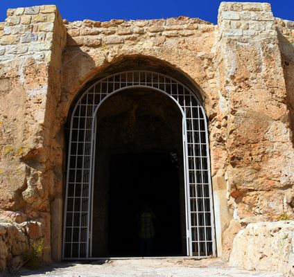 Азарахш от ғибадатханасы, мехристер, зороастрийлер және мұсылмандар үшін ғибадат ету орны