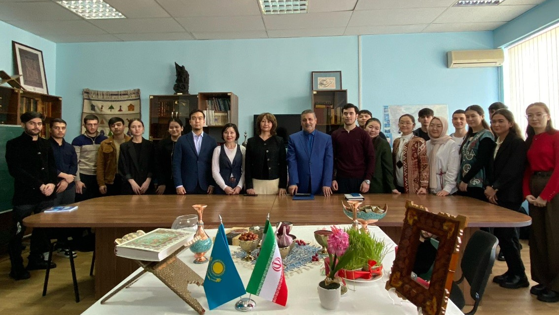 Мәдени өкіл Еуразия ұлттық университеті, халықаралық қатынастар факультетінің Наурыз мерекесіне қатысты