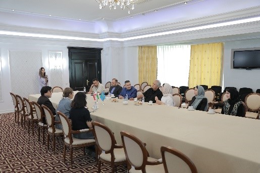 Иранның мәдени өкілі және ирандық әйгілі актері Қазақ ұлттық өнер университетінің басшылығымен кездесті